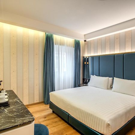 Cc Palace Hotel Рим Екстериор снимка
