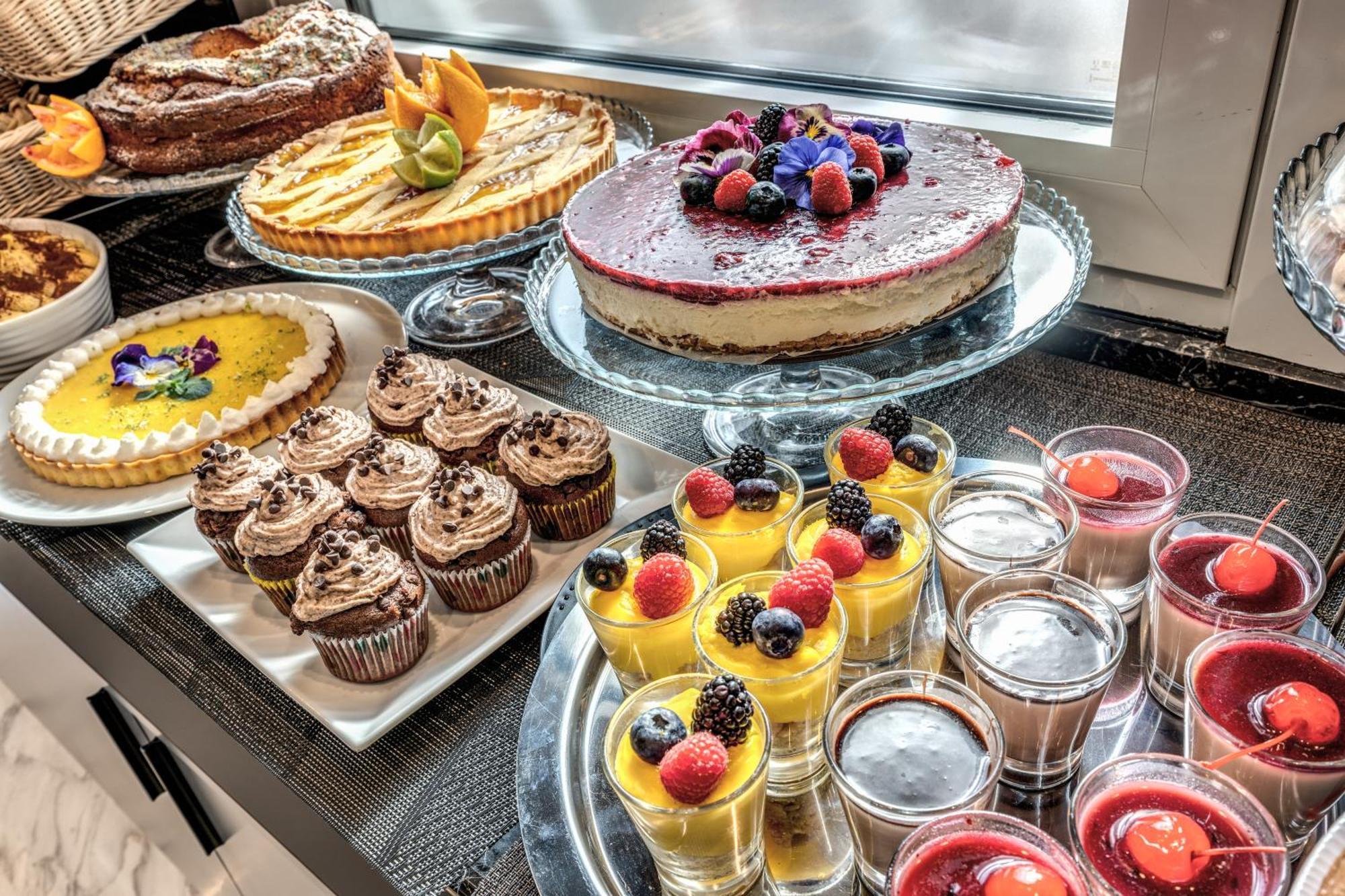 Cc Palace Hotel Рим Екстериор снимка